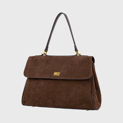Ciara Essential