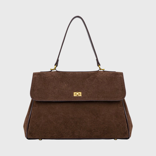 Ciara Essential